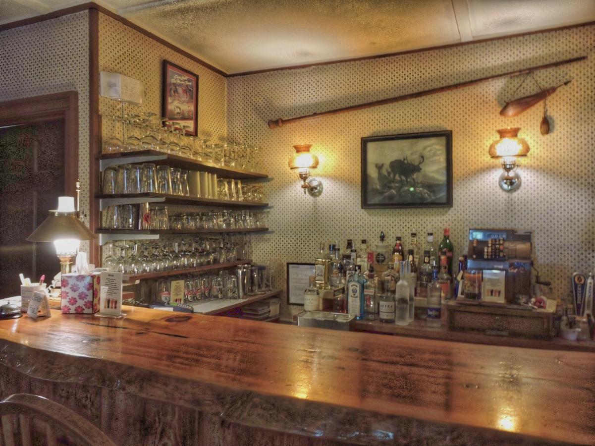 The Chipman Inn Ripton Bagian luar foto