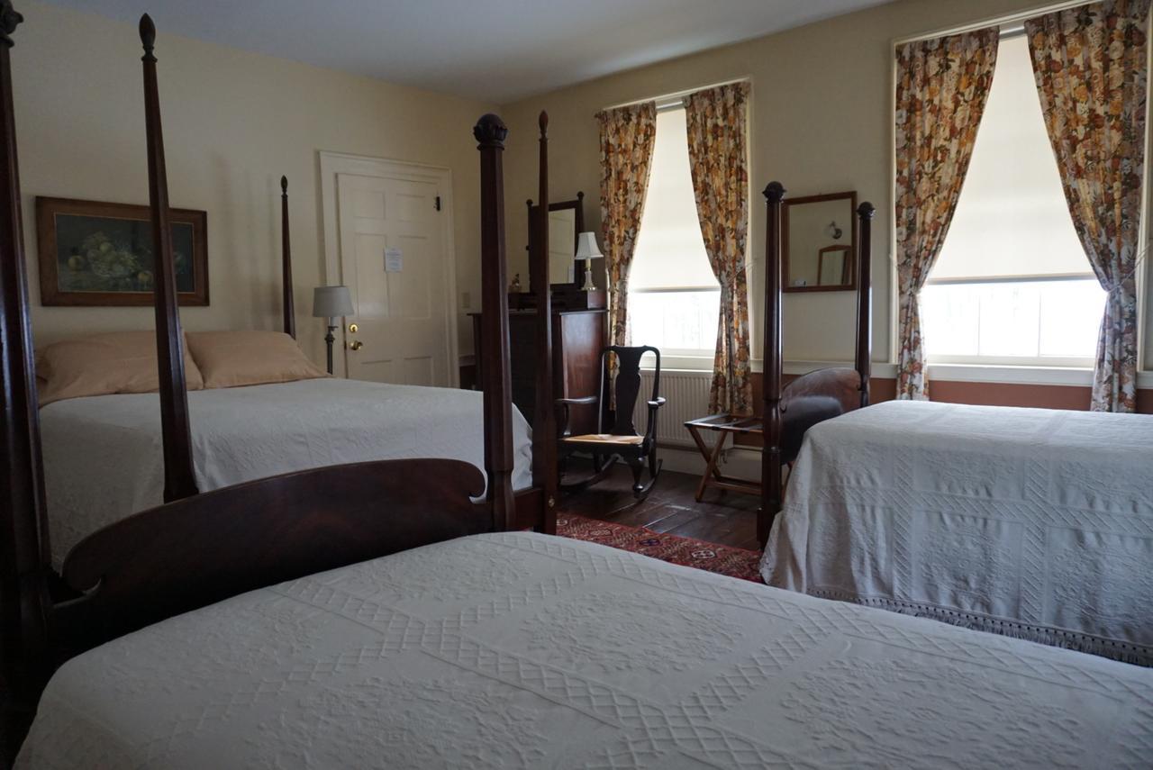 The Chipman Inn Ripton Bagian luar foto