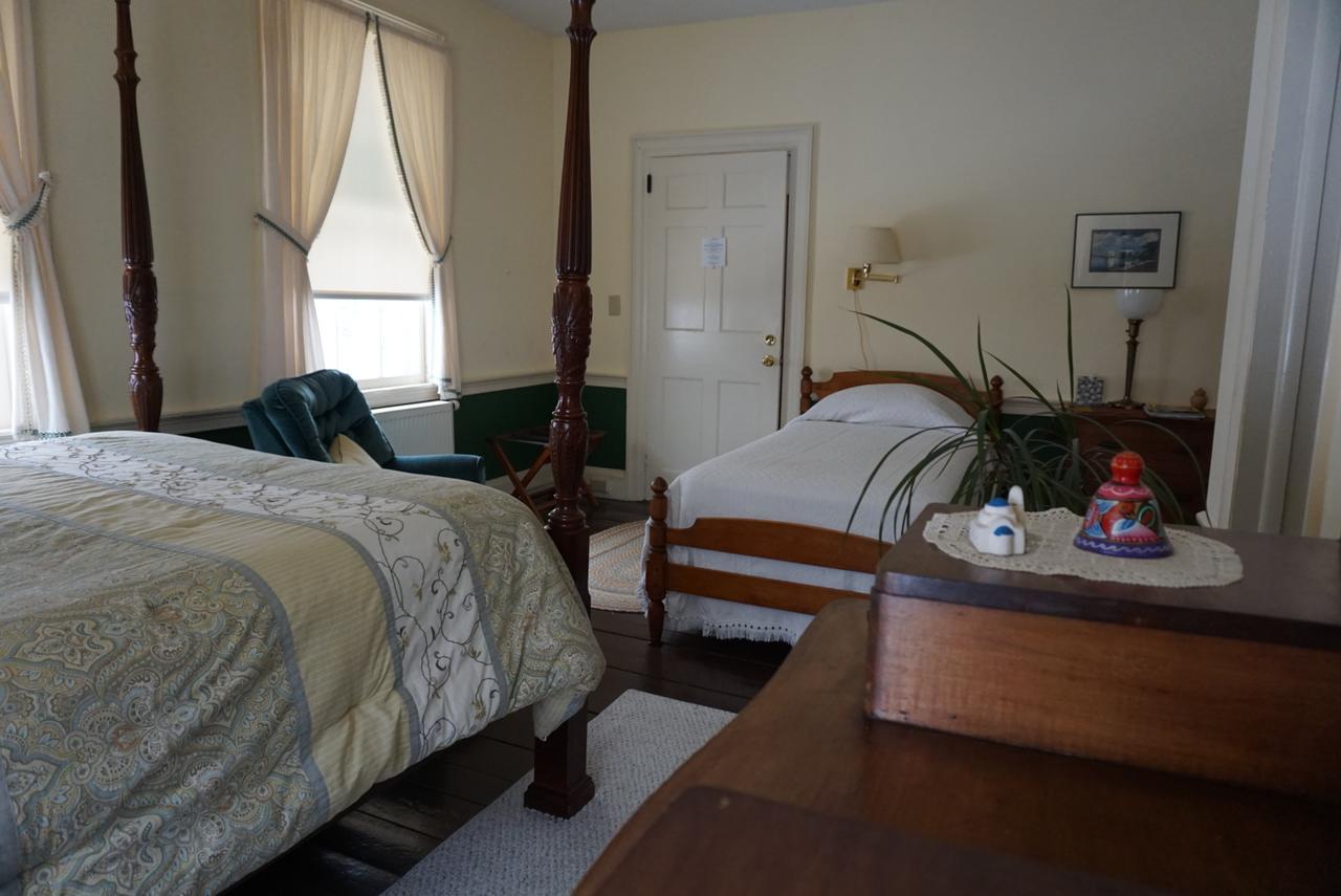 The Chipman Inn Ripton Bagian luar foto