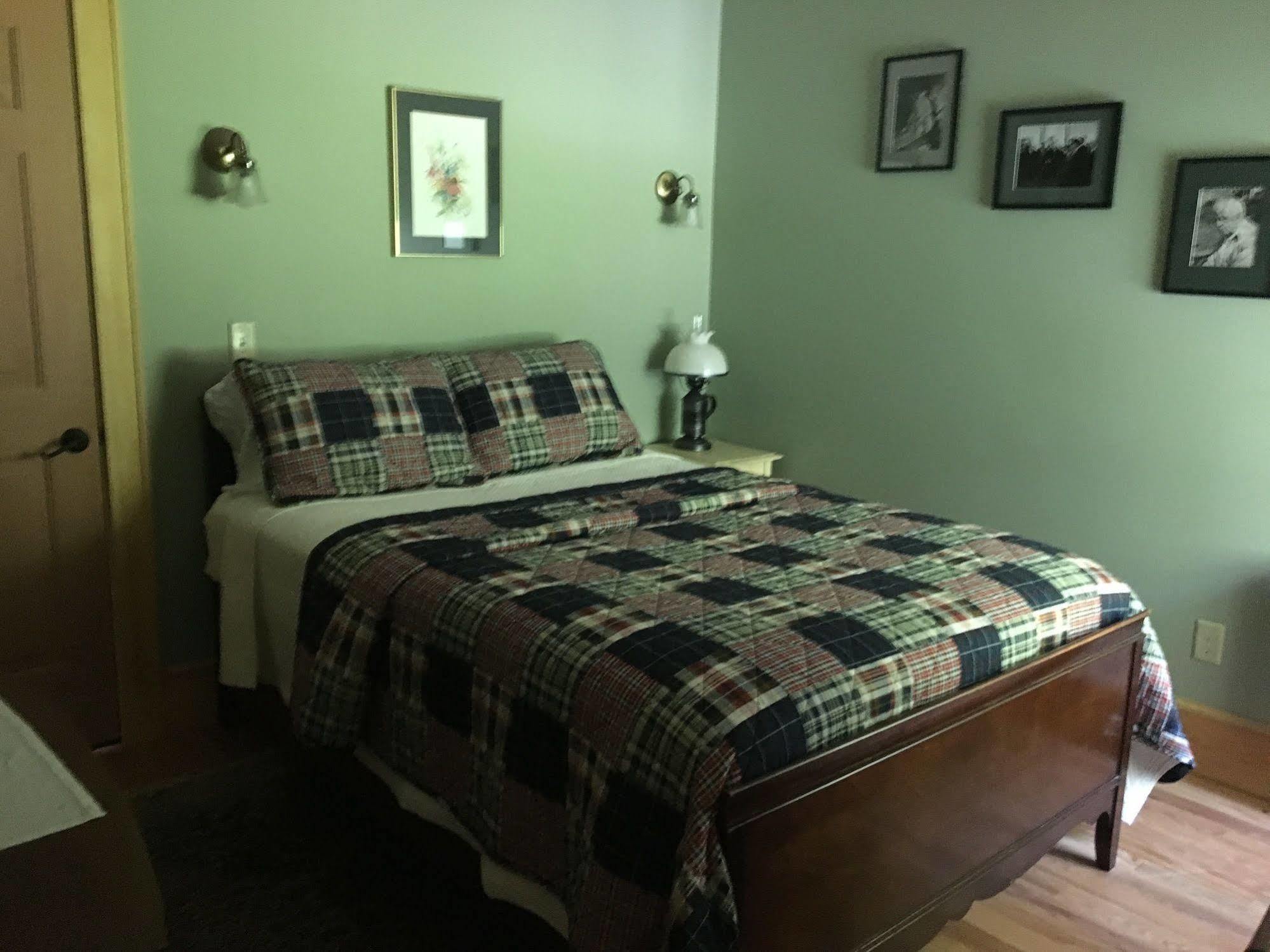 The Chipman Inn Ripton Bagian luar foto