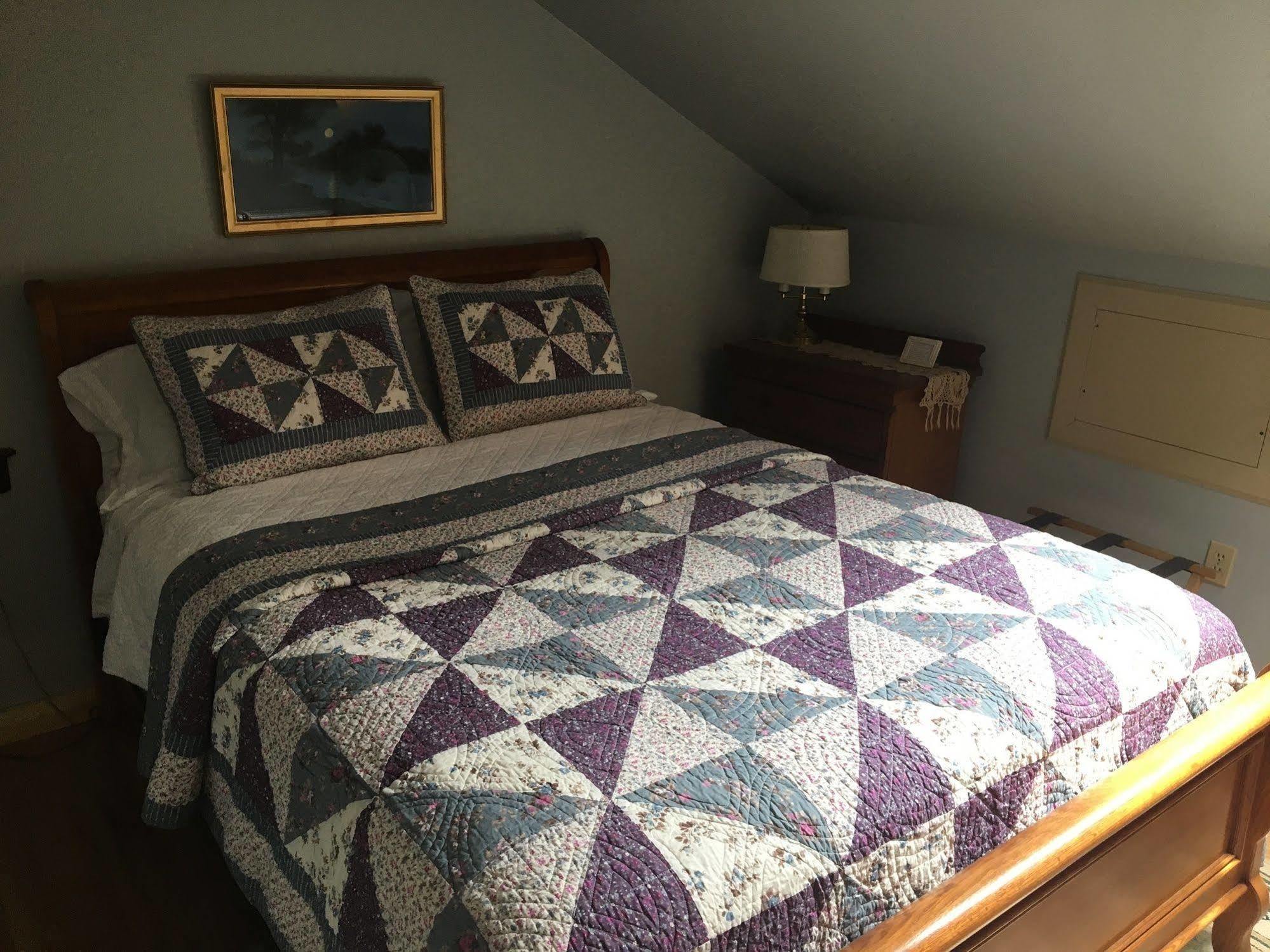 The Chipman Inn Ripton Bagian luar foto