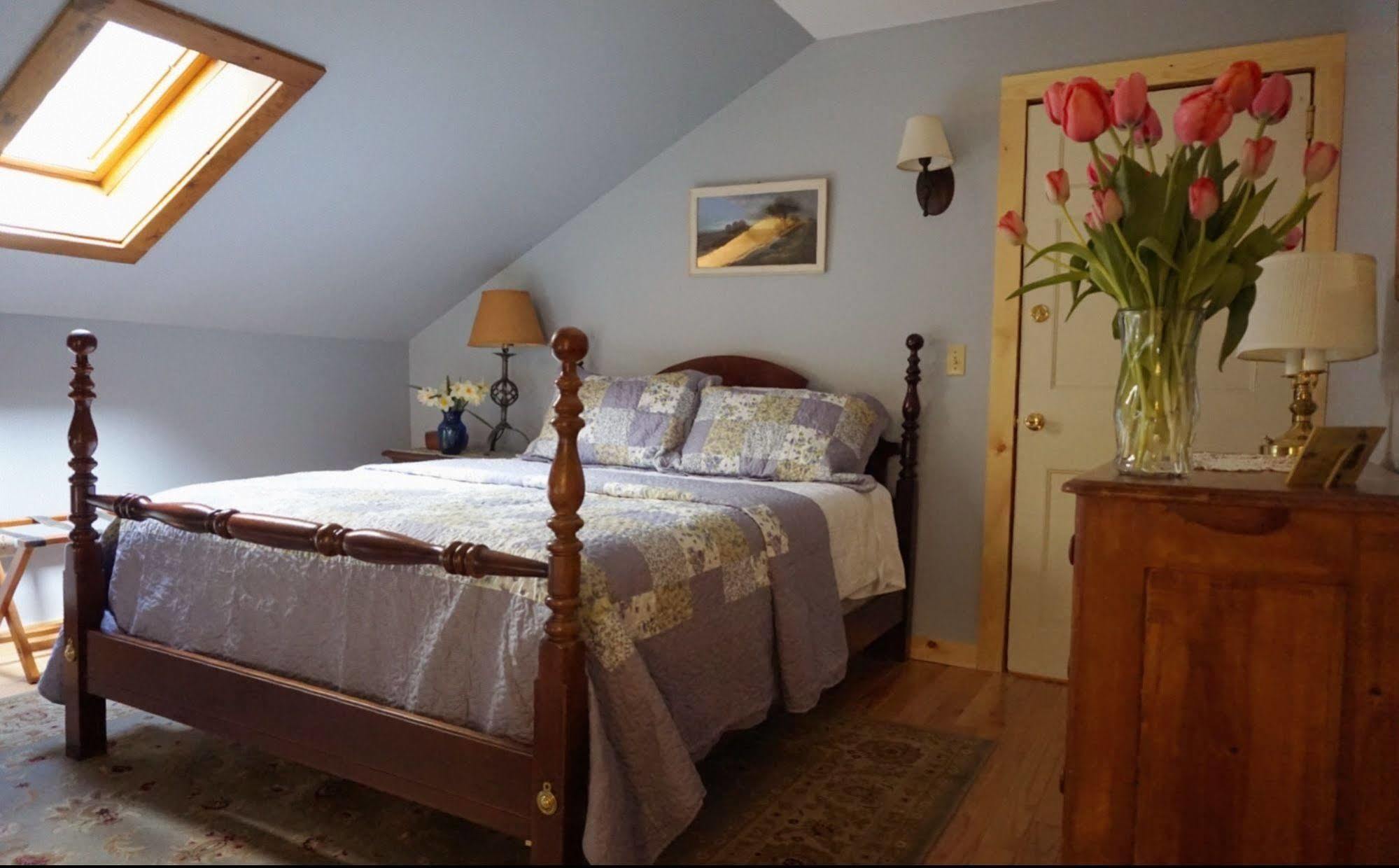 The Chipman Inn Ripton Bagian luar foto