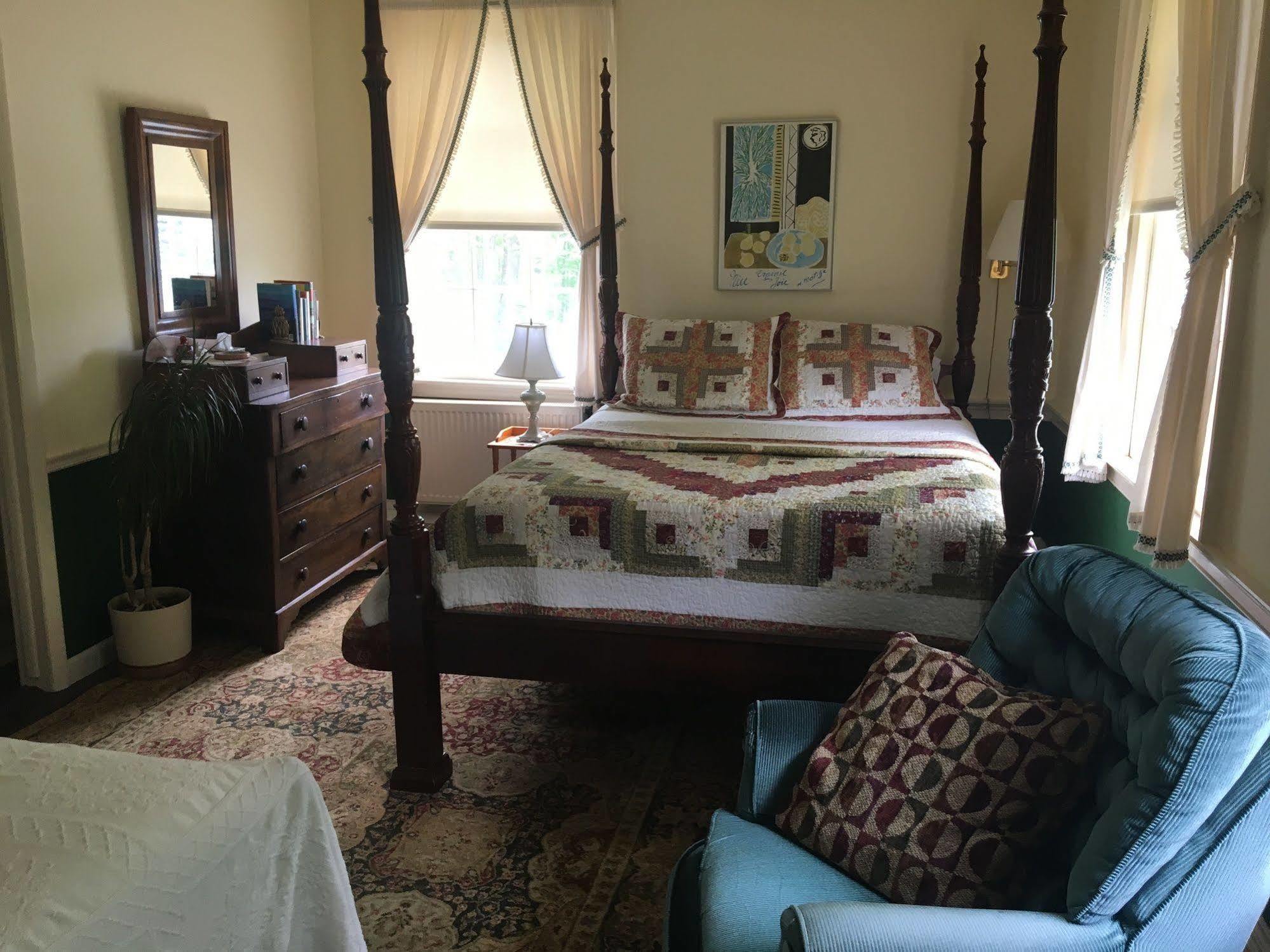 The Chipman Inn Ripton Bagian luar foto