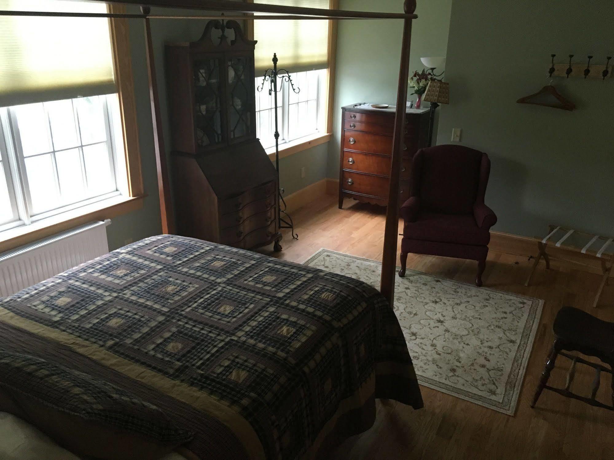 The Chipman Inn Ripton Bagian luar foto